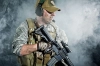 دانلود تصویر استوک کیفیت بالای سرباز و تفنگ