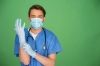 عکس استوک پزشک و ماسک و دستکش