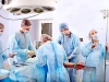 دانلود تصویر استوک پزشکان و پرستار در اتاق عمل 