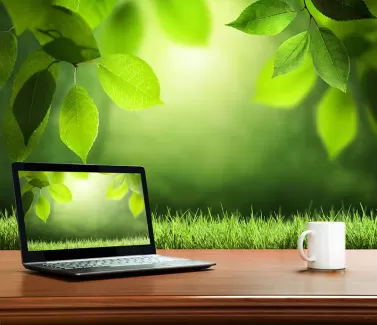 عکس باکیفیت لپ تاپ و فنجان عکس باکیفیت لپتاب و فنجان