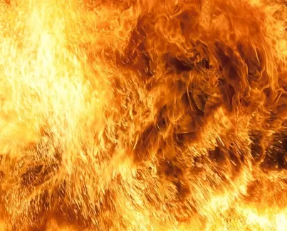 عکس استوک باکیفیت آتش و شعله از نمای خیلی نزدیک