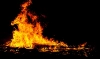 عکس استوک باکیفیت آتش و شعله روی زمین