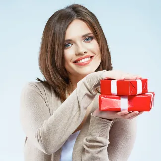 عکس استوک باکیفیت جعبه های کادو قرمز عکس استوک باکیفیت جعبه های کادو قرمز