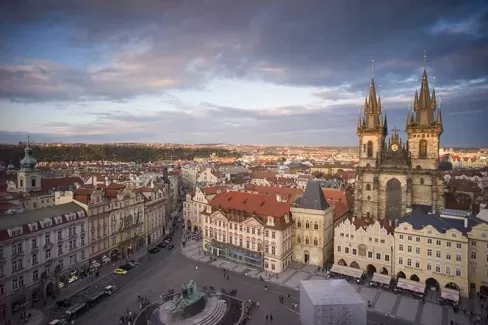 عکس با کیفیت میدان شهر جمهوری چک