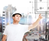عکس باکیفیت مهندس با تیشرت سفید