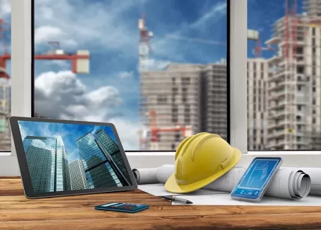 عکس کلاه ایمنی مهندسی و لپ تاپ عکس کلاه ایمنی مهندسی و لپ تاپ
