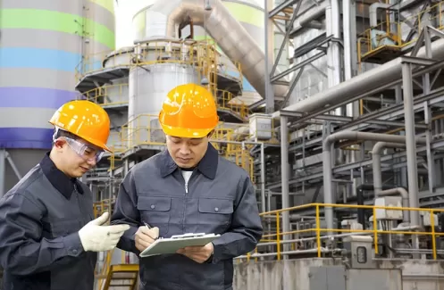 عکس با کیفیت مهندس سر ساختمان عکس با کیفیت مهندس سر ساختمان