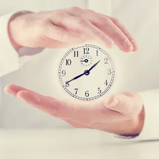 عکس باکیفیت ساعت در دست عکس باکیفیت ساعت در دست