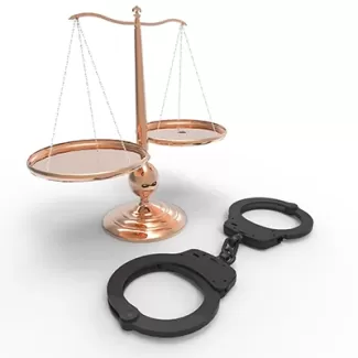 عکس باکیفیت مقیاس عدالت و دستبند