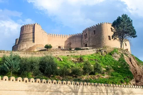 تصویر باکیفیت قلعه فلک الافلاک
