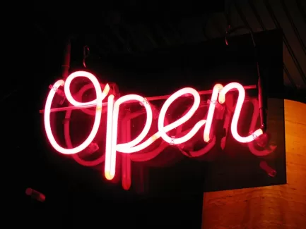 تصویر باکیفیت تابلوی نئون تصویر باکیفیت تابلوی نئون