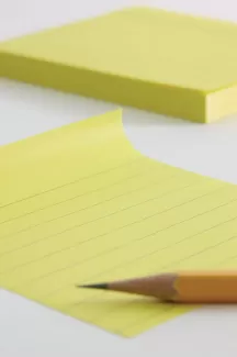 دانلود عکس باکیفیت مداد و برگه یادداشت دانلود عکس باکیفیت مداد و برگه یادداشت