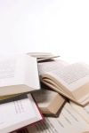 تصویر باکیفیت کتاب های باز