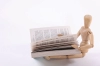 عکس باکیفیت کتاب و آدمک چوبی