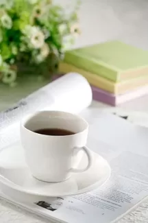 دانلود تصویر کیفیت بالای فنجان و کتاب