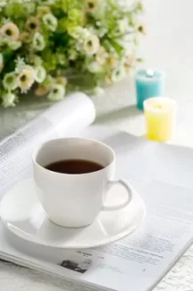 دانلود عکس باکیفیت فنجان و کتاب