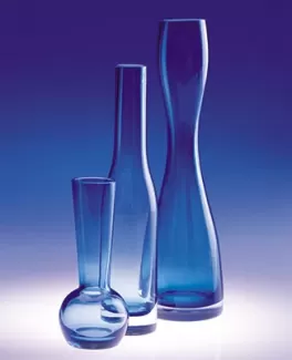 دانلود تصویر استوک باکیفیت گلدان های شیشه ای