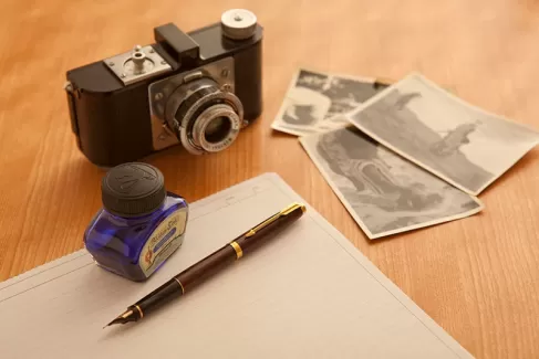 دانلود تصویر باکیفیت دوربین و عکس و دفتر دانلود تصویر باکیفیت دوربین و عکس و دفتر