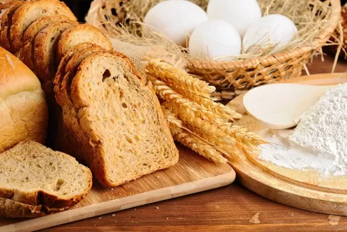 عکس باکیفیت نان و مواد نان پزی عکس باکیفیت نان و مواد نان پزی