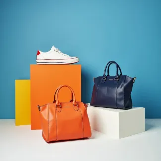 عکس با کیفیت کیف و کفش مدل اسپرت عکس حرفه ای کیف و کفش